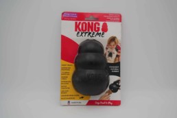 Jouet KONG Extreme noir pour chien – caoutchouc ultra-robuste, rebond imprévisible